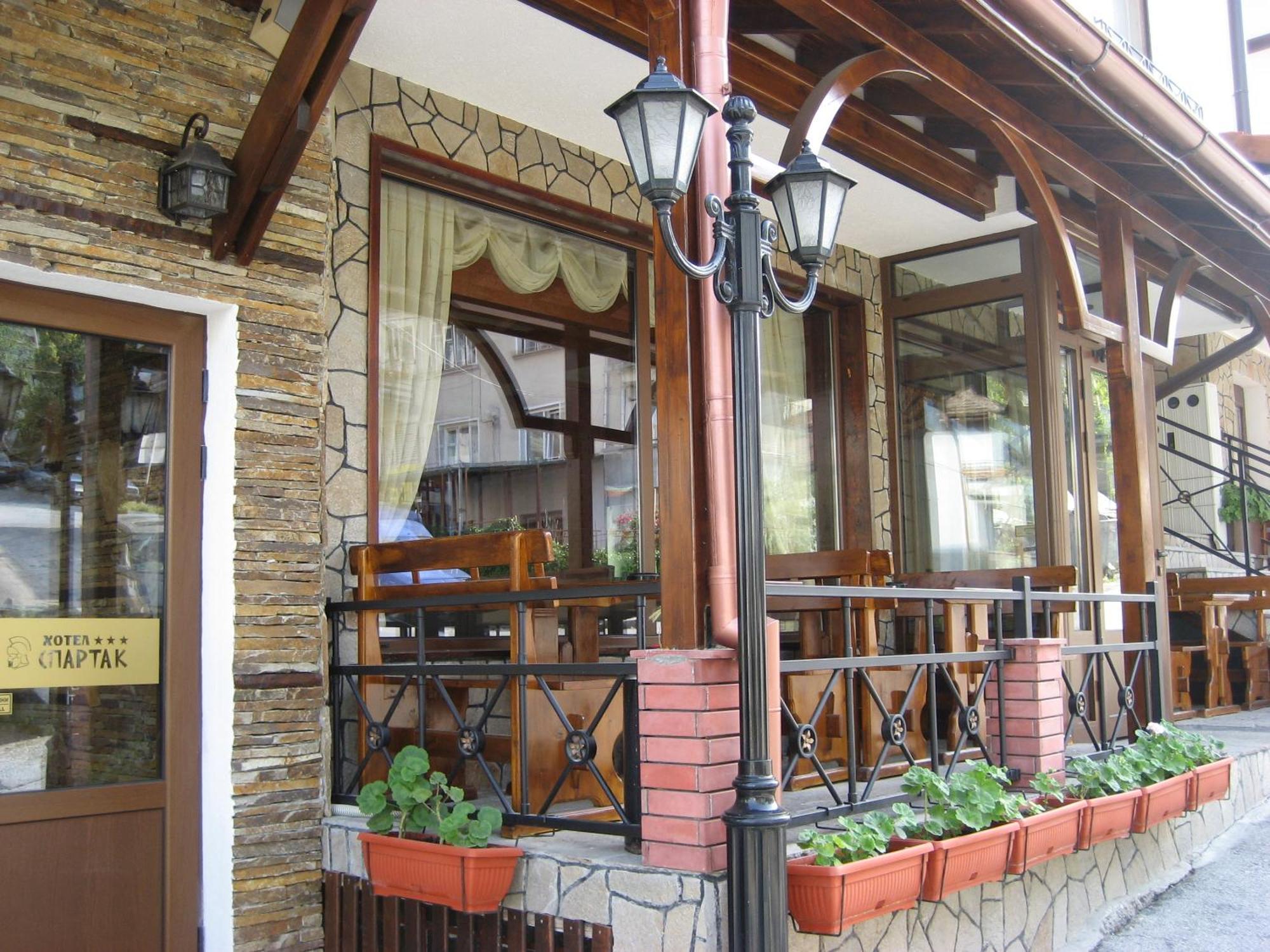 Spartak Family Hotel Smolyan Exterior foto